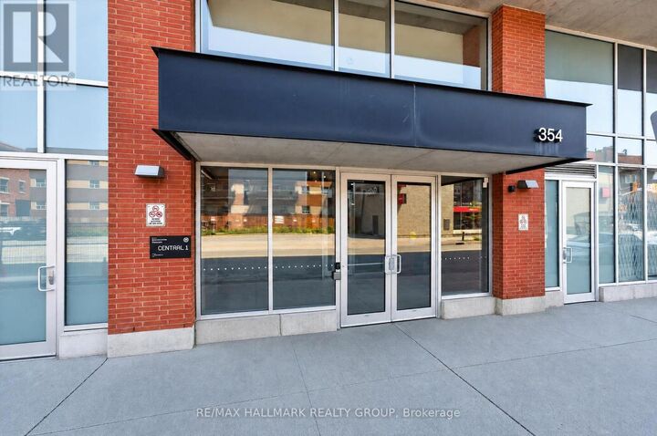 Property Photo: 354 Gladstone Avenue 606 ON K2P 0R4
