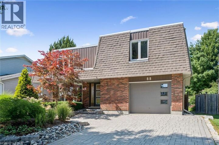 Property Photo:  88 Manor Drive  ON N2A 2V1 