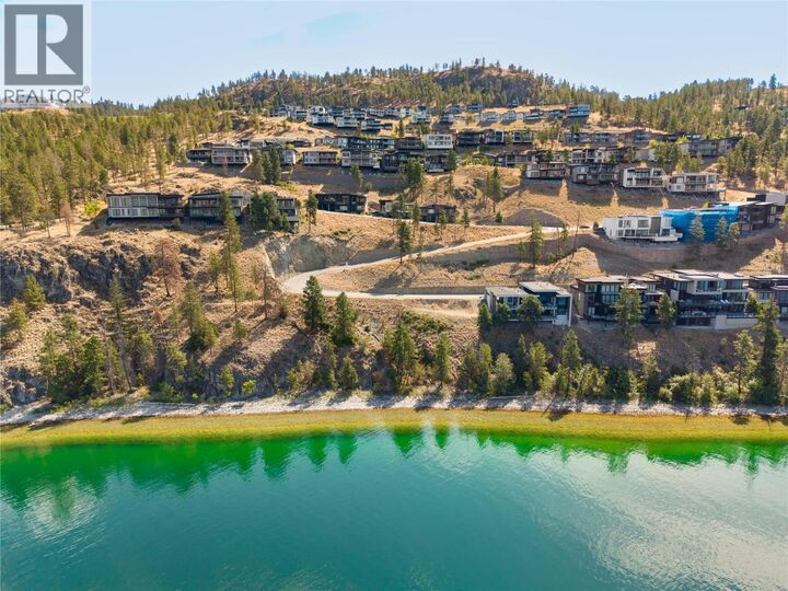 Property Photo: 3548 Arrowroot Drive BC V1V 3G2