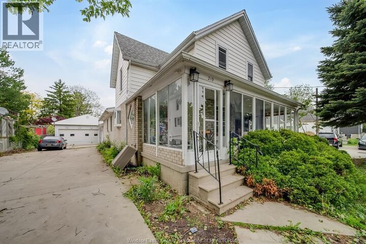 Property Photo: 219 Inshes ON N7M 2Z5