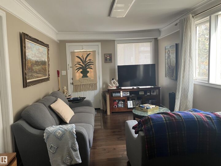 Property Photo: 11724 88 Street NW AB T5B 3R7