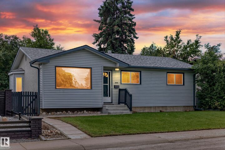 Property Photo:  5519 142 Avenue NW  AB T5A 1J1 