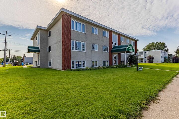 Property Photo:  13035 69 Street NW 302  AB T5C 0H5 