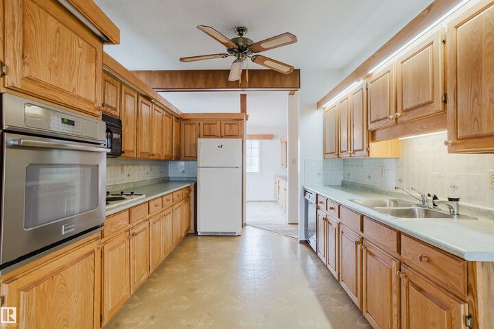 Property Photo:  9536 151 Avenue NW  AB T5E 2R3 