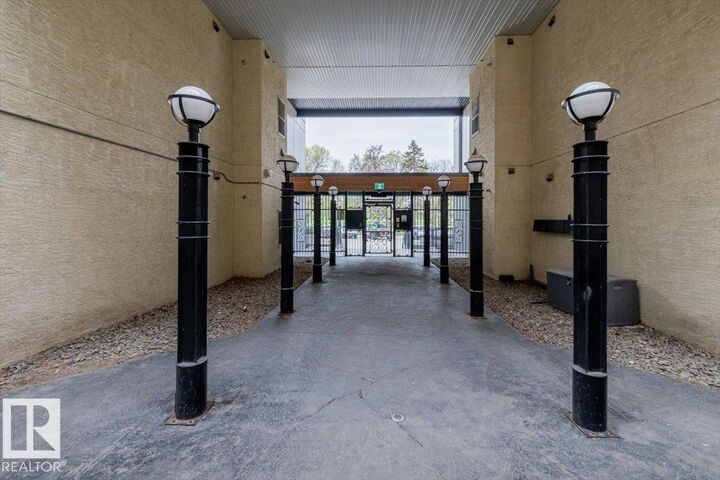 Property Photo:  10531 117 Street NW 114  AB T5H 0A8 