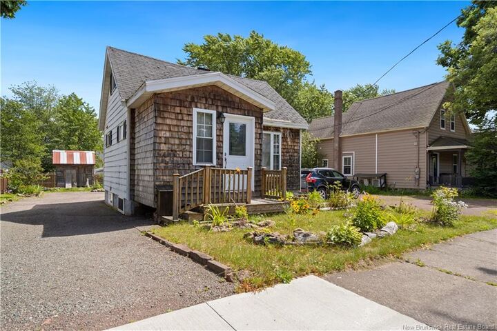49 McSweeney Avenue — photo 1