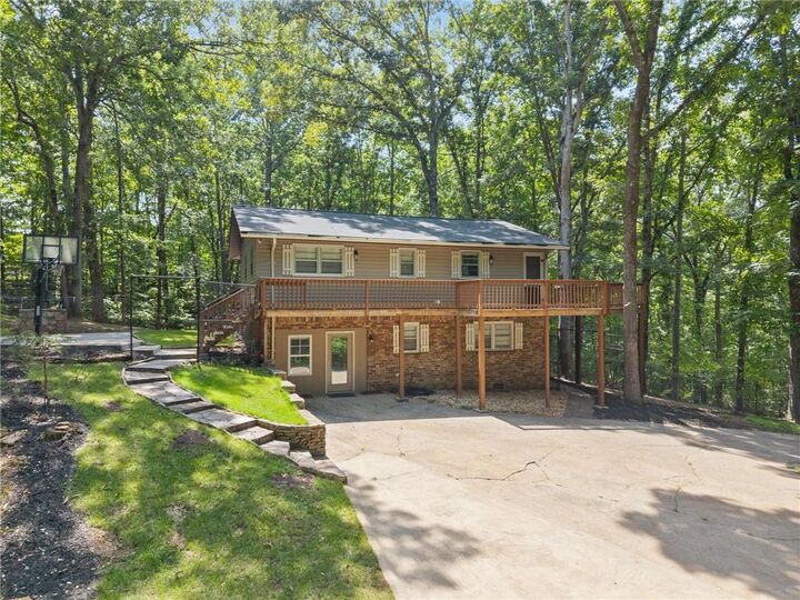 Property Photo: 7803 Beachwood Drive GA 30564