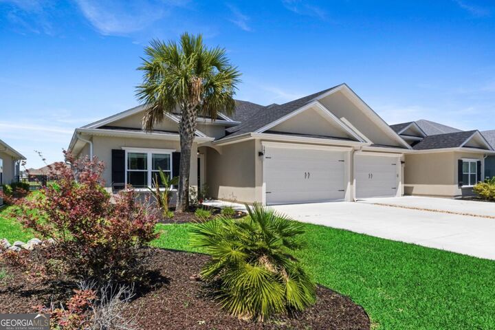 Property Photo: 147 The Villas Way GA 31548
