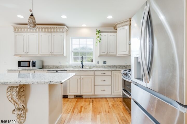 Property Photo: 519 Fairview Ave NJ 08846