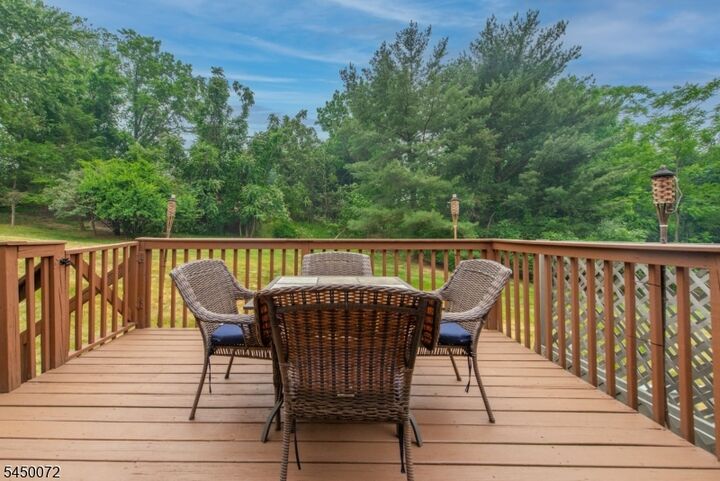 Property Photo: 7 Bowfell Ct NJ 07470