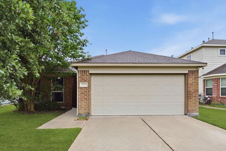 Property Photo:  16763 N Blue Jay Lane N  TX 77385 