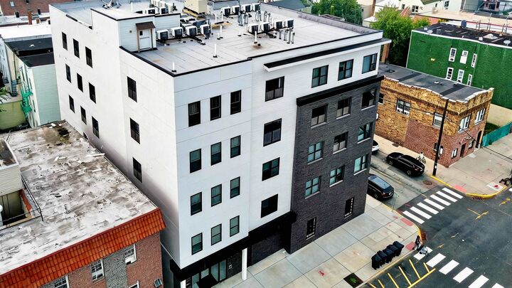 Property Photo:  425 Avenue C 501  NJ 07002 