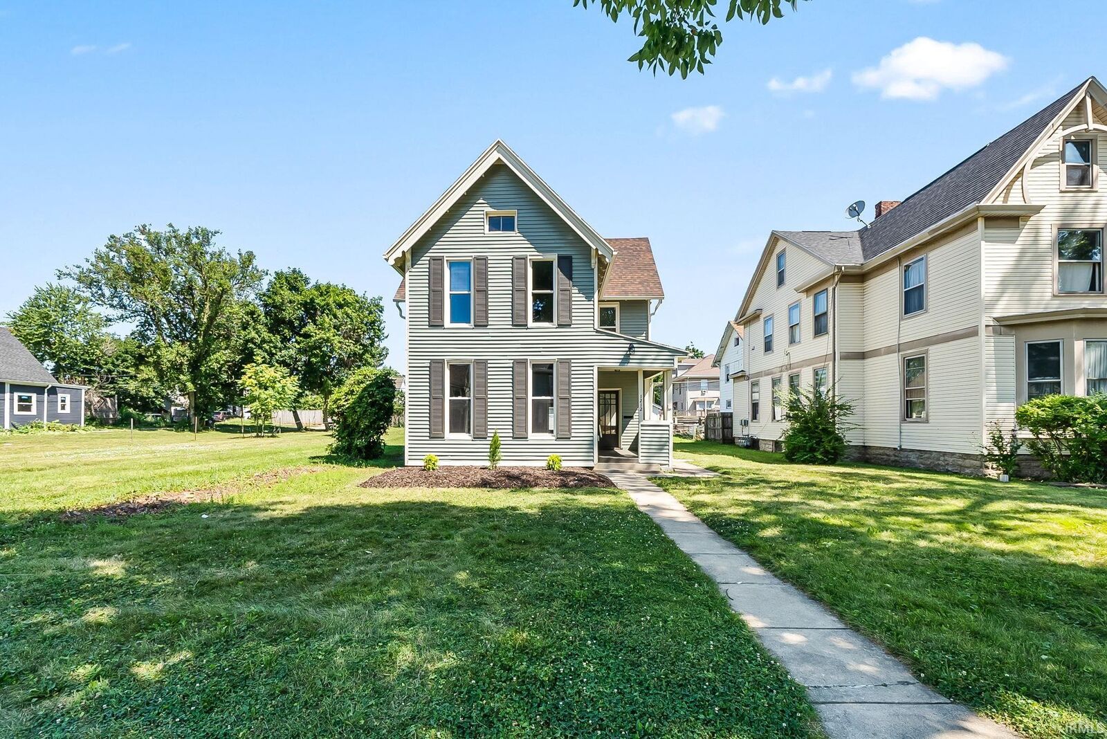 Property Photo: 1212 Stophlet Street IN 46802-4323
