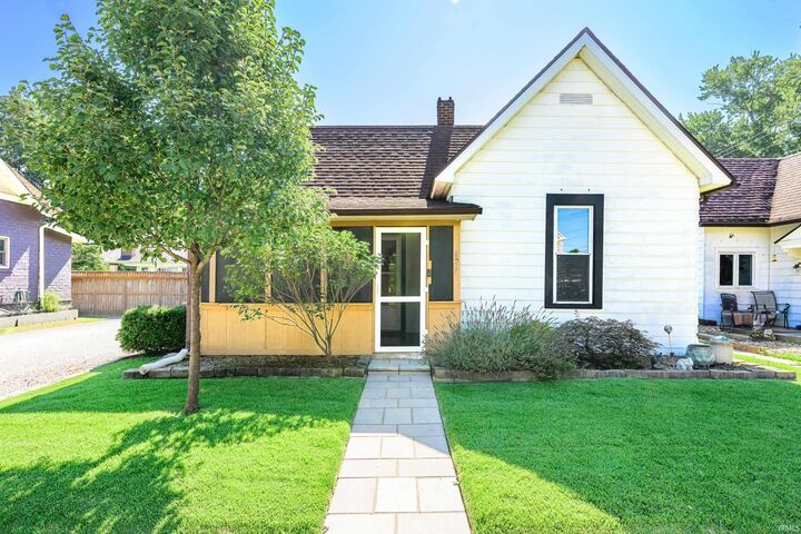 Property Photo: 629 S Jefferson Street IN 46151