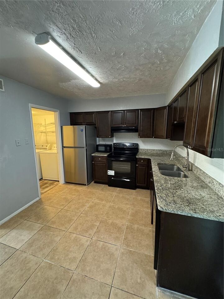 Property Photo: 3976 Crayrich Circle C1 FL 32839