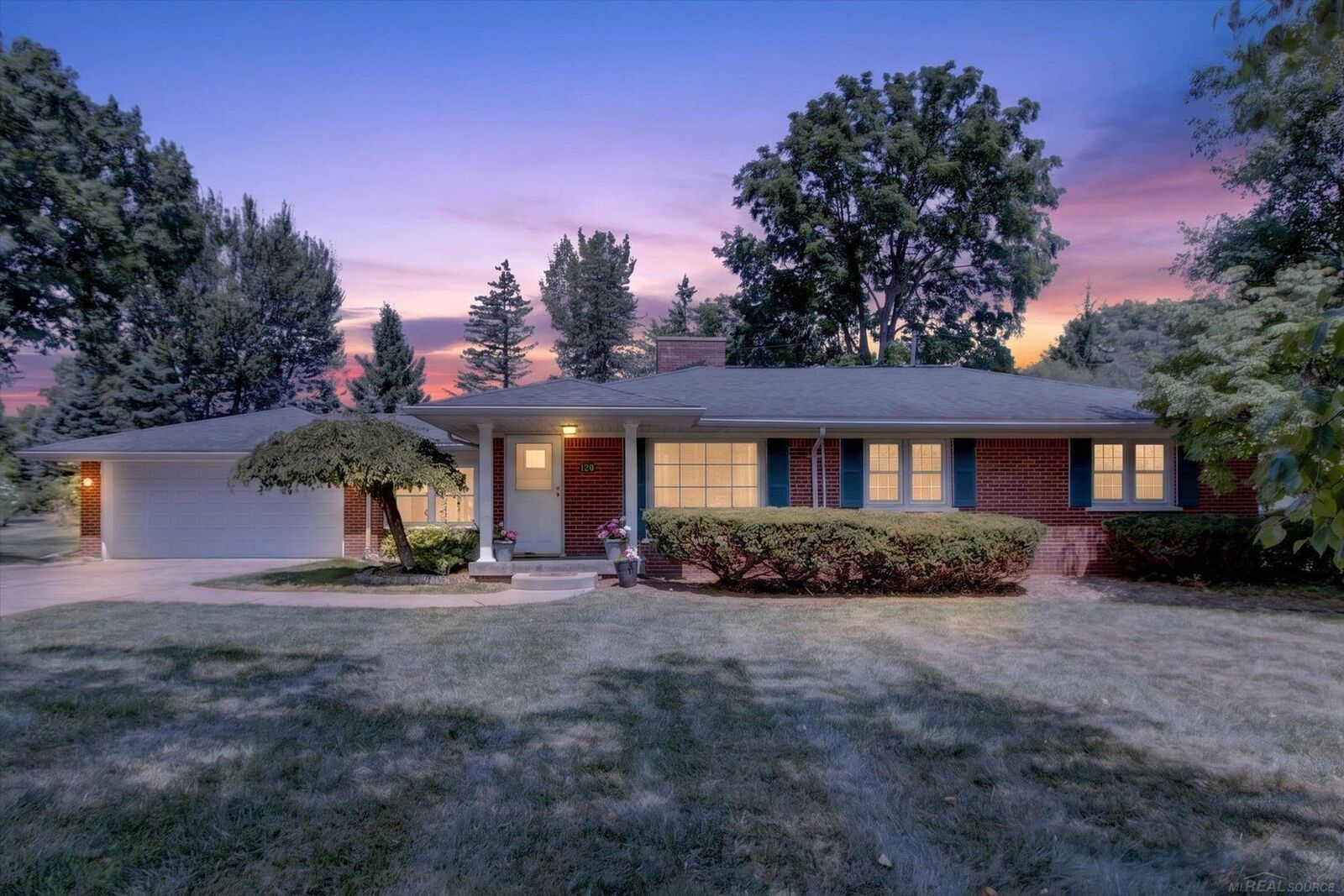 Property Photo:  120 Montmorency Road  MI 48307 