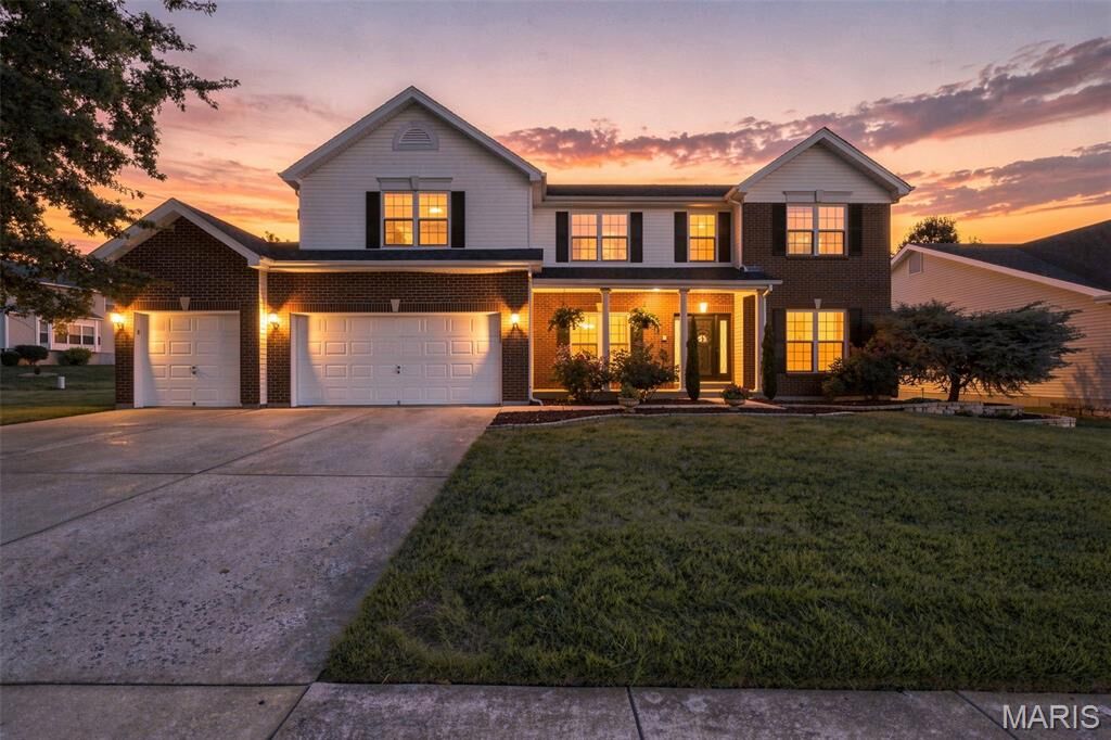 Property Photo:  2508 Macpherson Drive  MO 63368 