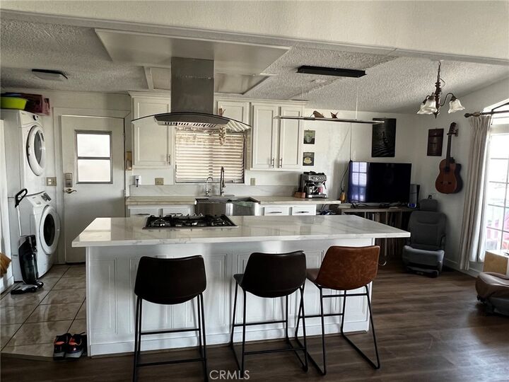 Property Photo: 4117 W McFadden 302 CA 92704