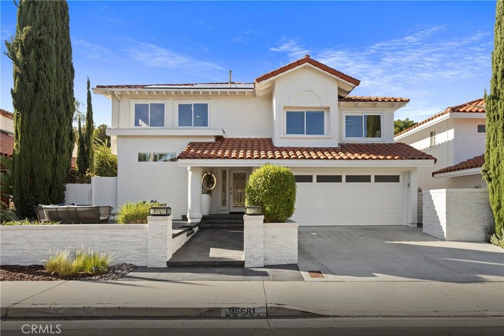 Property Photo:  26681 Sotelo  CA 92692 