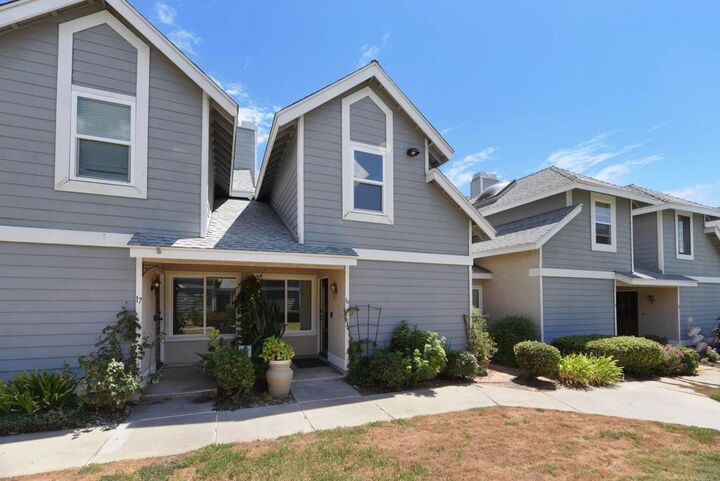 Property Photo:  13230 Johannesberg Way 16  CA 92064 