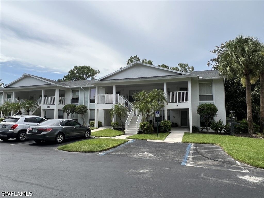 Property Photo:  1140 Sarah Jean Circle 205  FL 34110 