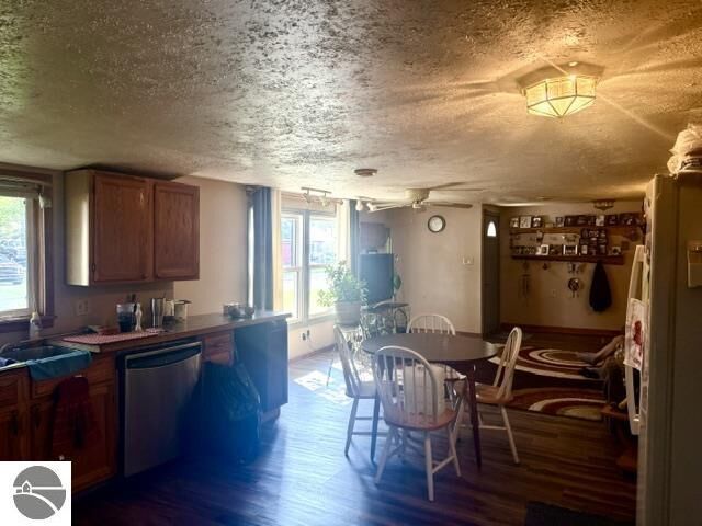 Property Photo: 103 Visnaw Street MI 48629