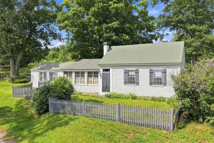 Property Photo: 353 Bunker Hill Road NH 03032