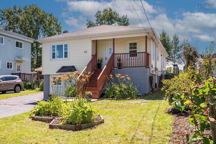 Property Photo: 41 Pine Grove Drive 41-1 NS B3R 1S2
