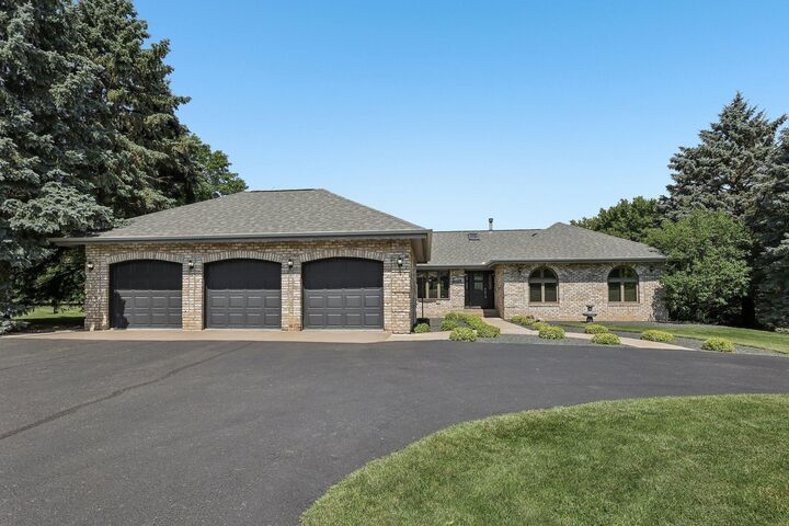 Property Photo: 8583 Bower Path MN 55076
