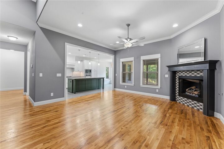 Property Photo:  604 Quail Run  AR 72762 