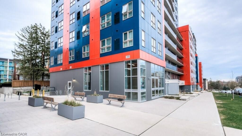 Property Photo: 258 Sunview Street 276 ON N2L 0H7