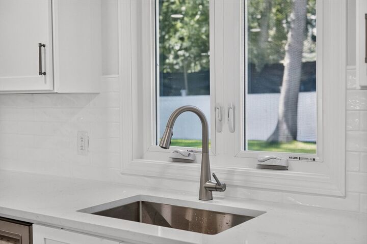 Property Photo:  5 Candlewood Drive  MA 02563 