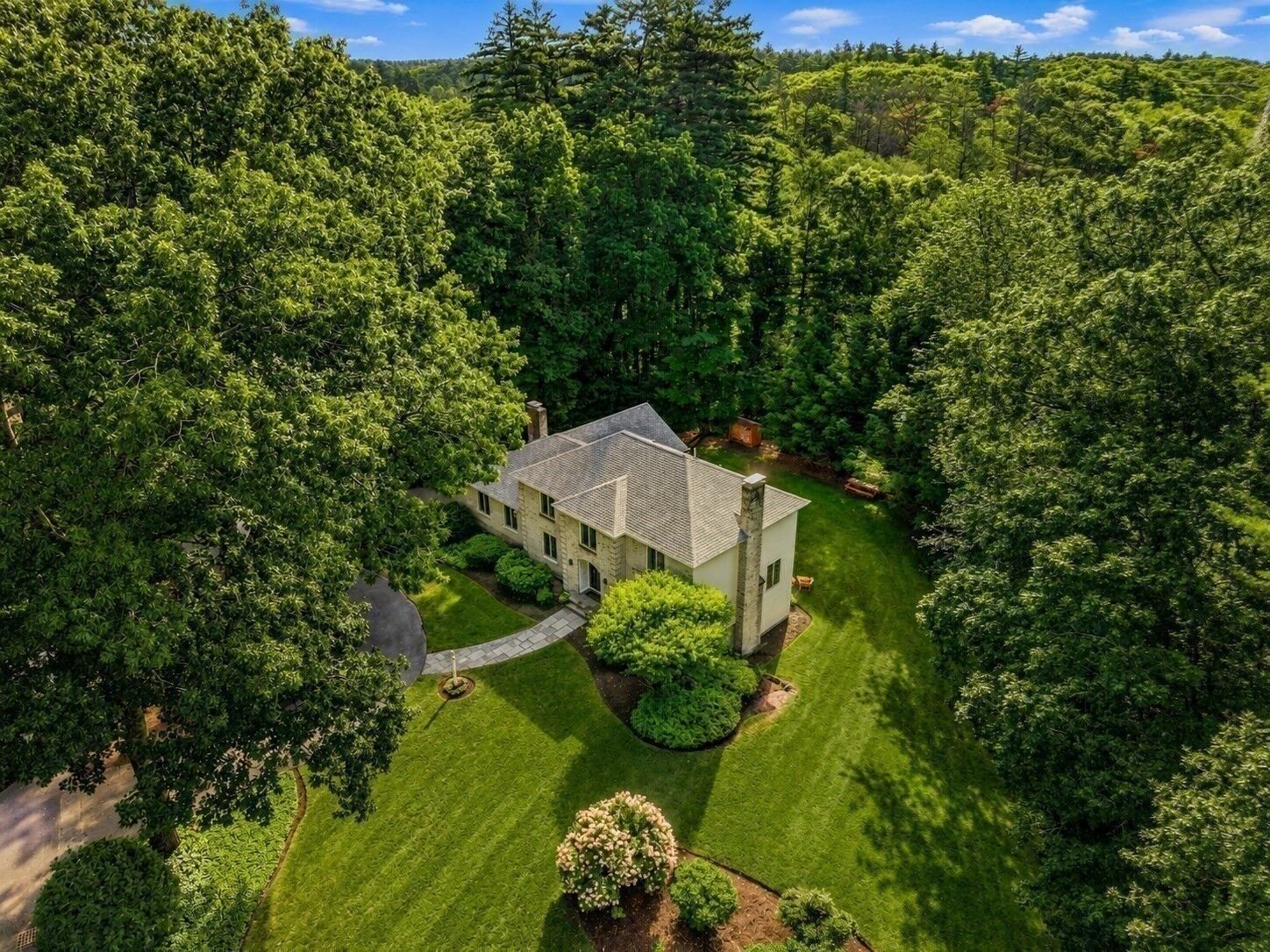 Property Photo: 25 Laxfield Rd MA 02493
