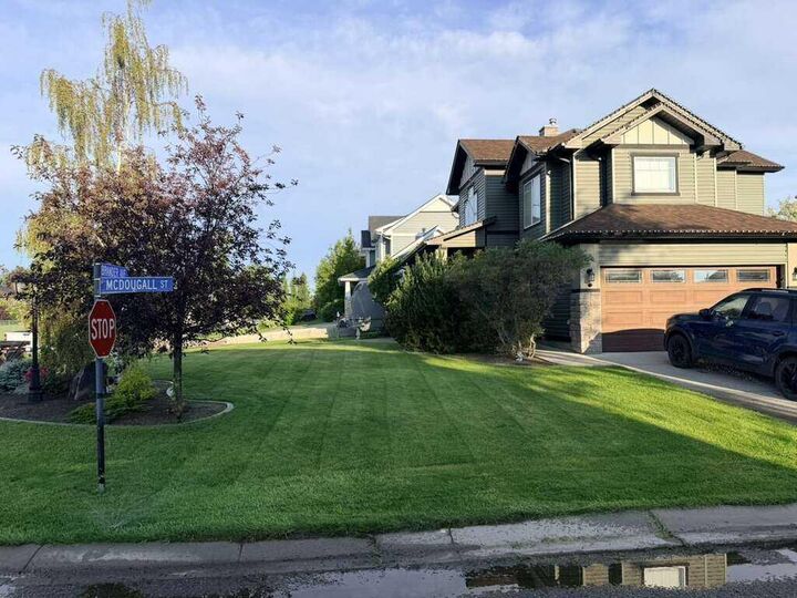 Property Photo: 24 Brander Avenue NW AB T0J 1X2