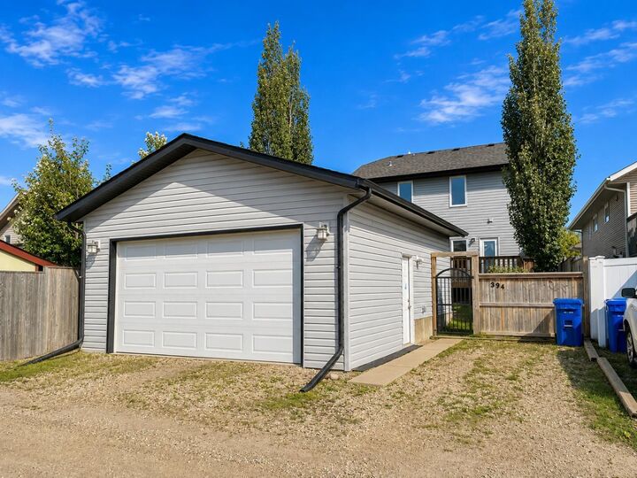 Property Photo: 394 Teasdale Drive AB T4P 0P8
