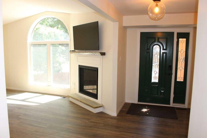 Property Photo: 518 Maple Crescent AB T0K 1V0