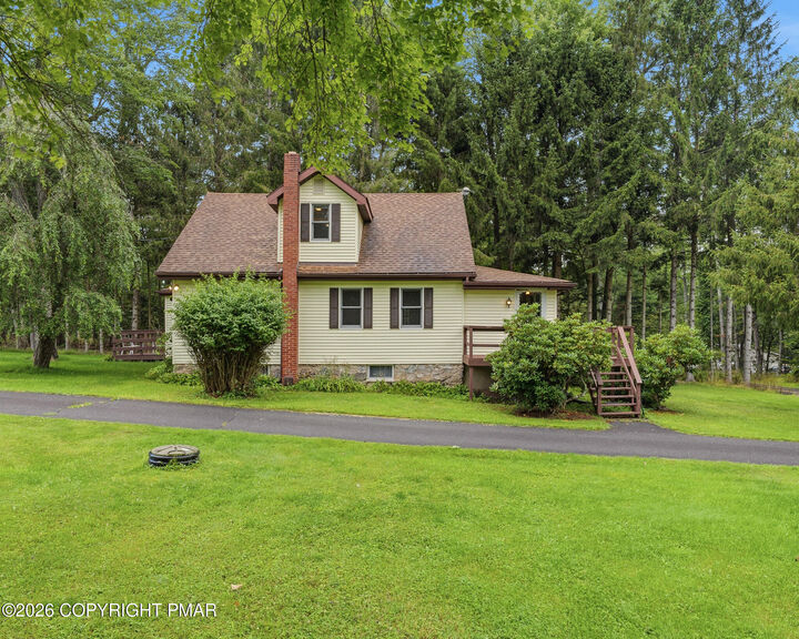Property Photo:  253 Thomas Road  PA 18610 