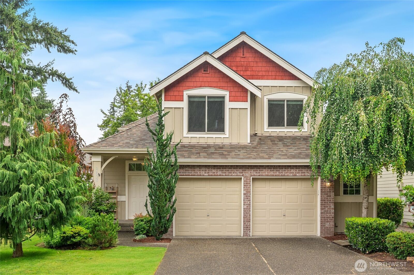 Property Photo:  24216  231st Avenue SE  WA 98038 
