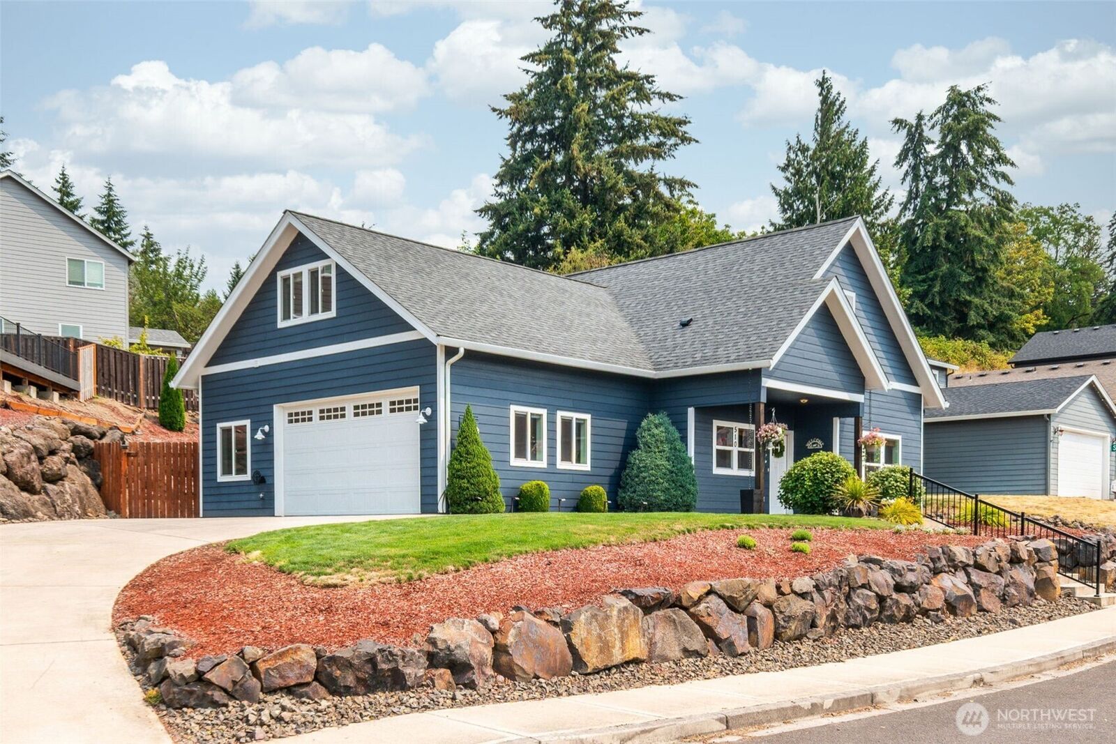 Property Photo:  510  Stone Park  WA 98625 
