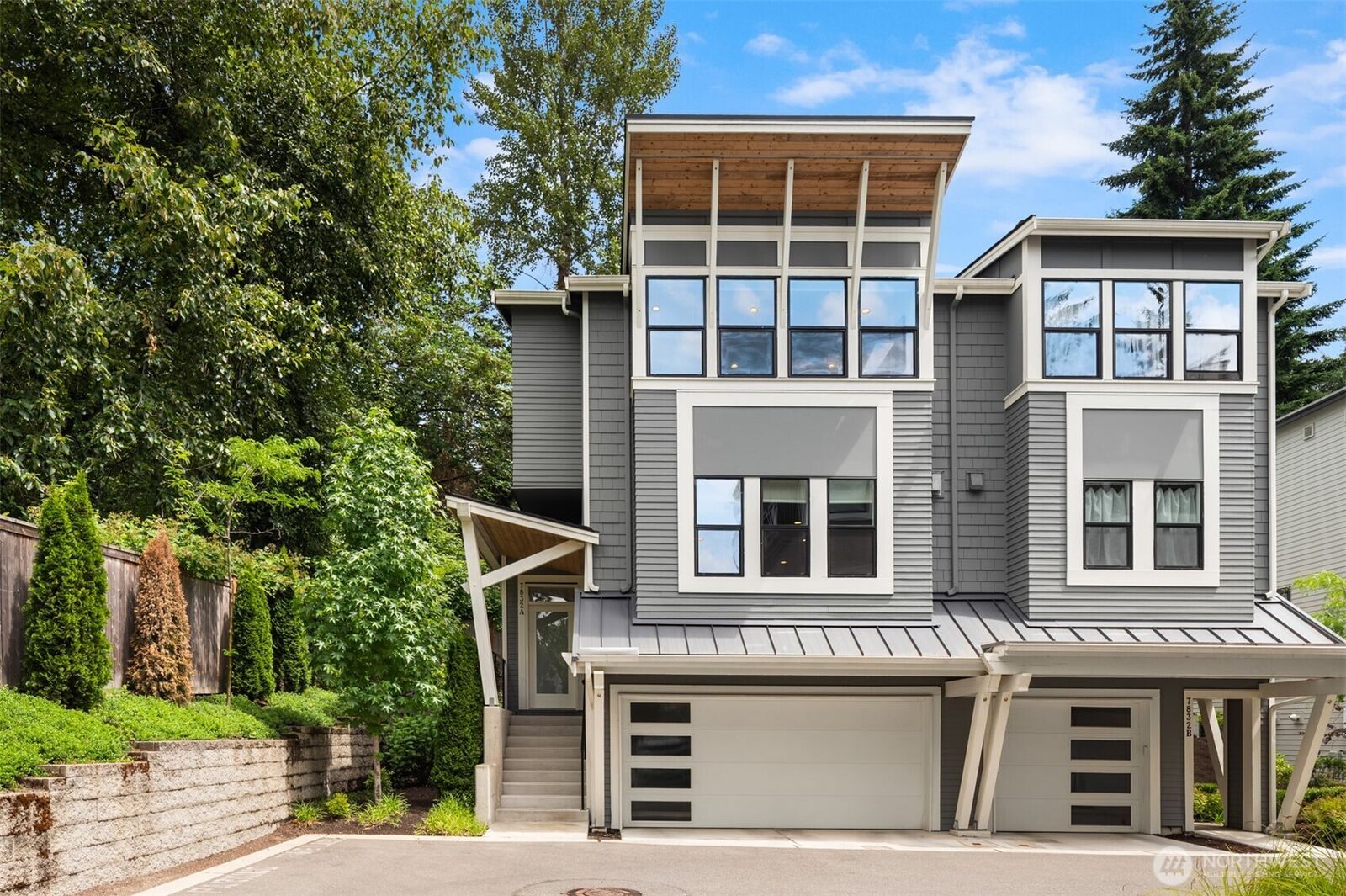 Property Photo: 7832 NE 121st Lane A WA 98034