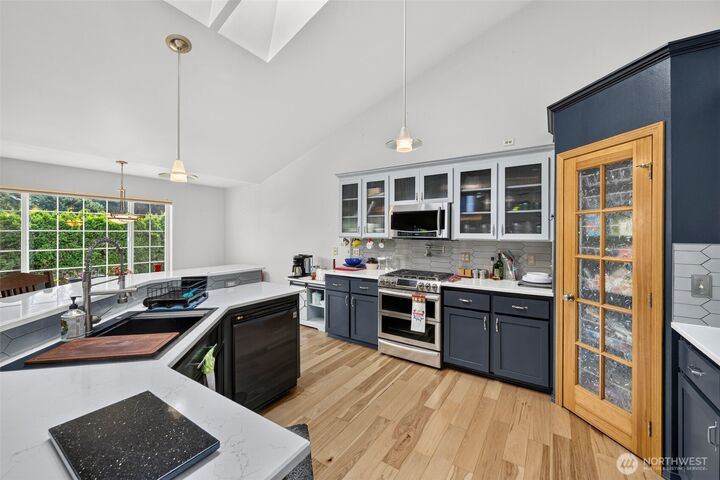 Property Photo:  14327  106th Avenue Ct E  WA 98374 