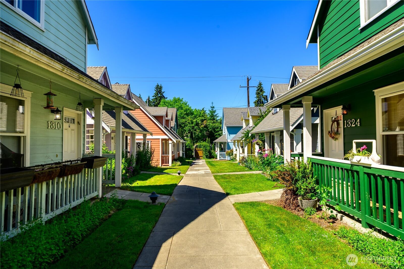 Property Photo:  1318 N 184th Court #12  WA 98177 