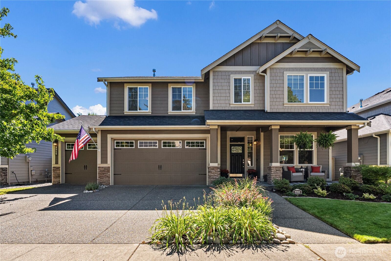 Property Photo:  9314  Earhart Street NE  WA 98516 