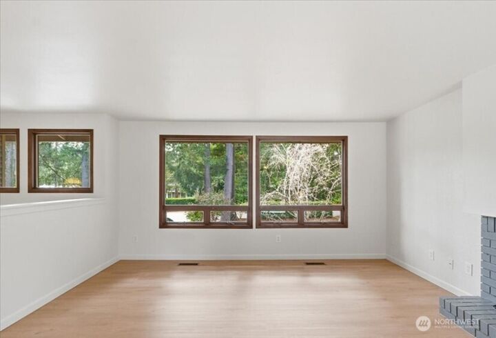 Property Photo:  29040  188 Avenue SE  WA 98042 