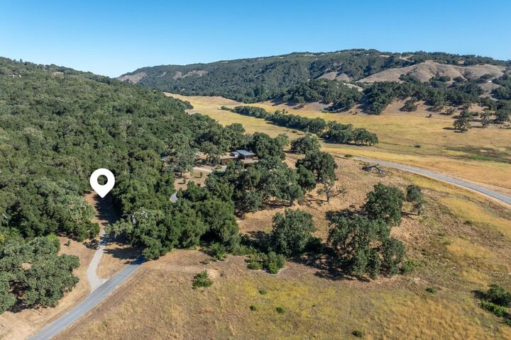 Property Photo:  3 Rumsen Trace  CA 93923 