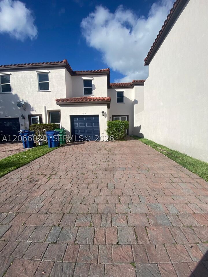 Property Photo: