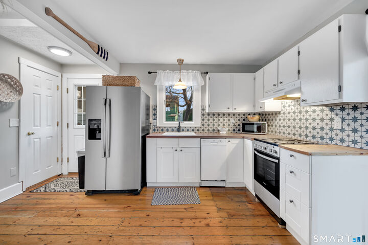 Property Photo: 109 Salt Island Road CT 06498