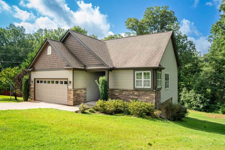 Property Photo: 121 Albus Dr. SC 29385