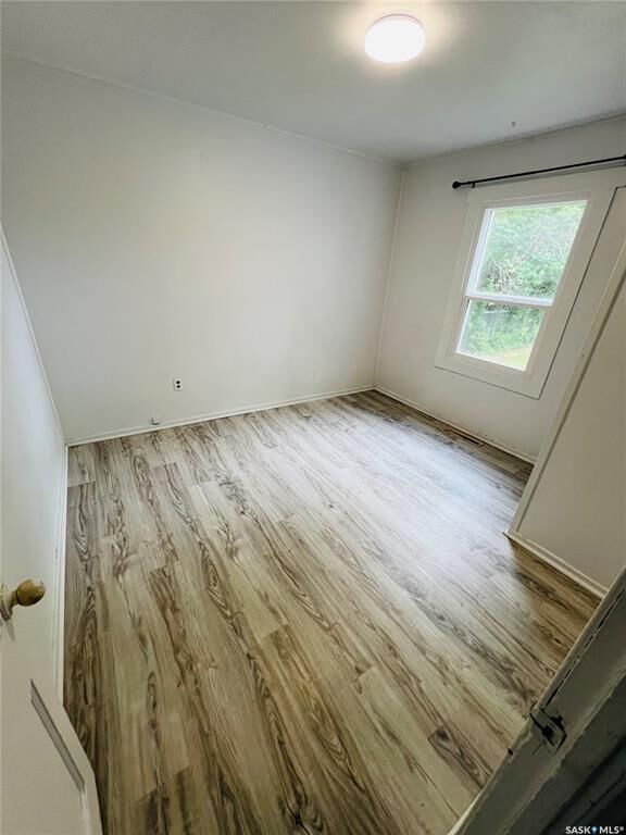 Property Photo:  568 7th Street E  SK S6V 0S5 