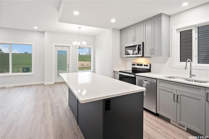 Property Photo: 2921 Green Turtle Road SK S4V 4G5